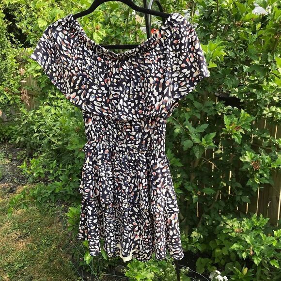 Off Shoulder Midi Dress - Picture 5 of 9